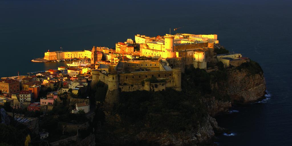 Medieval Flat Leilighet Gaeta Eksteriør bilde